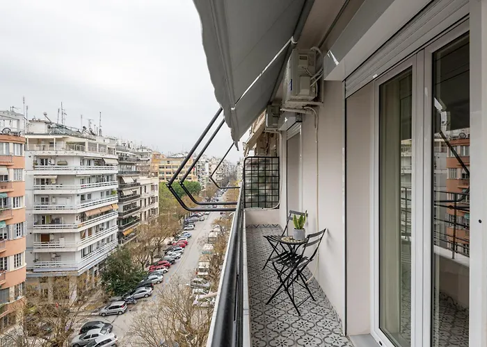 Olympou Comfy Center * 塞萨洛尼基